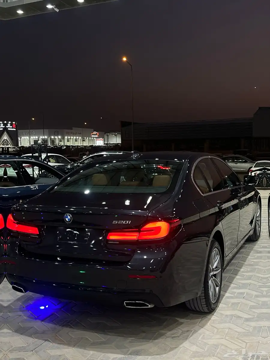 BMW 520i 2023 ناغي 4