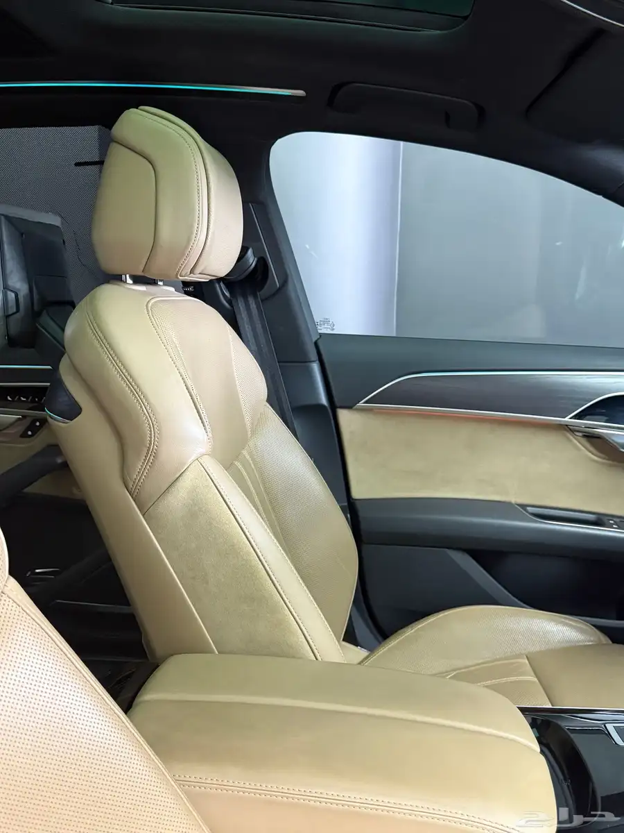 Audi A8 2019 عداد قليل 7