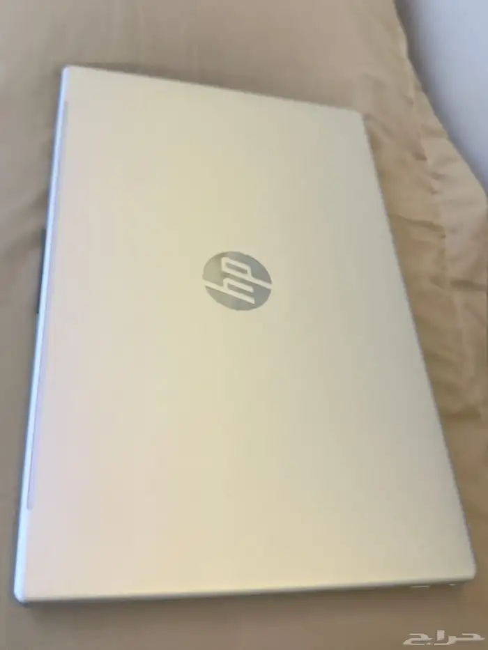 للبيع لابتوب HP شبه جديد 0