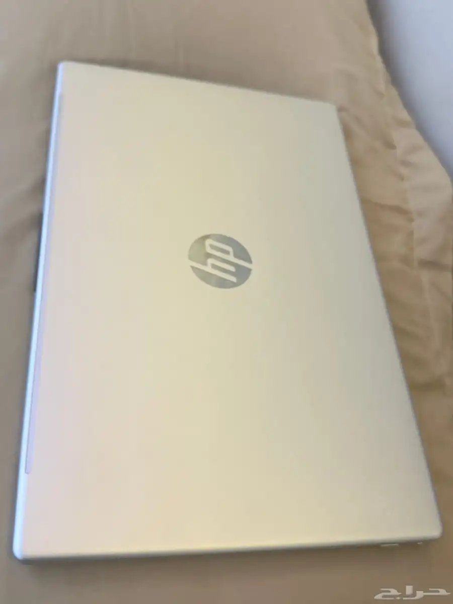 للبيع لابتوب HP شبه جديد 0