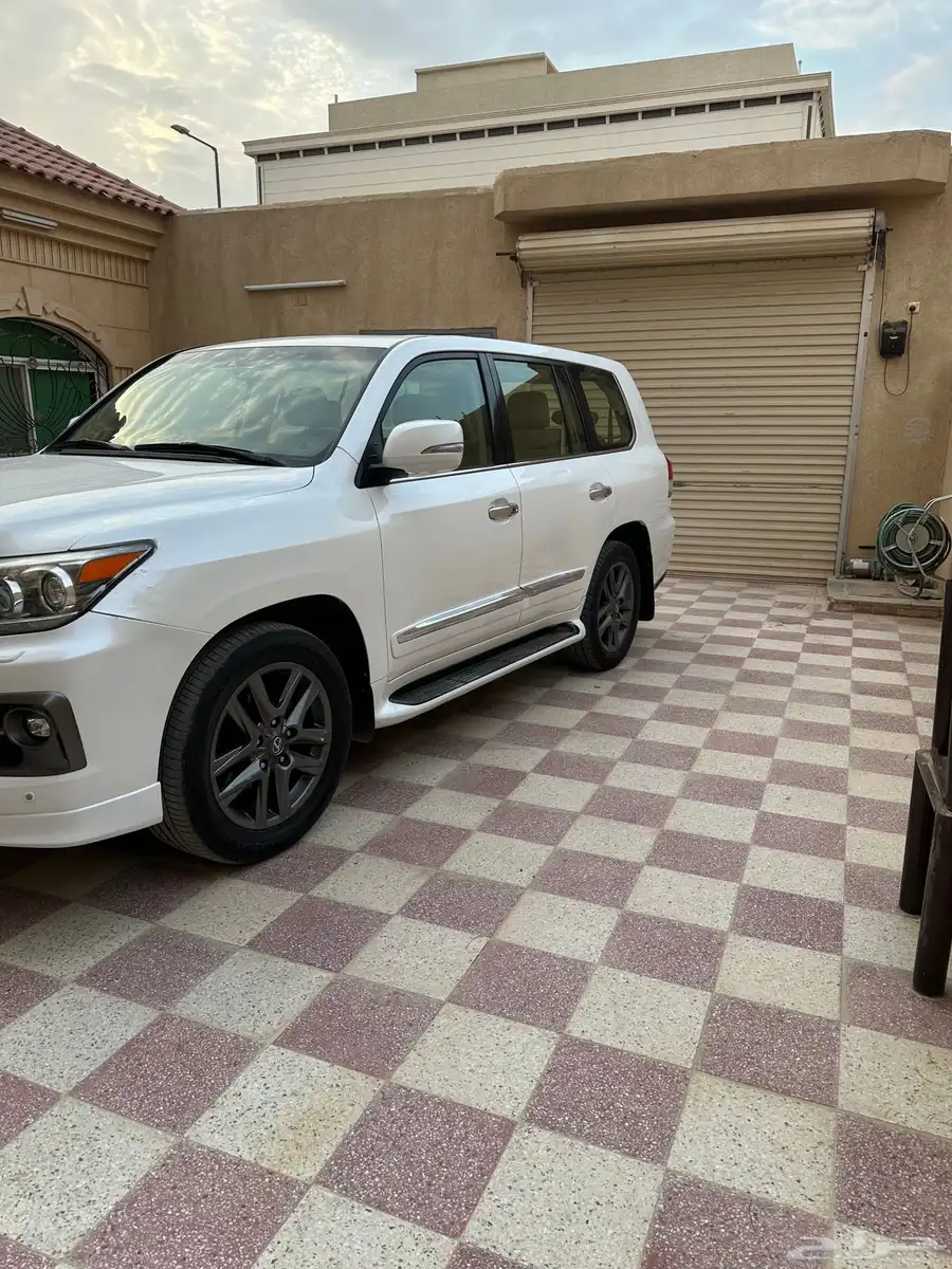 لكزس 570 LX سعودي عبدالطيف جميل 5
