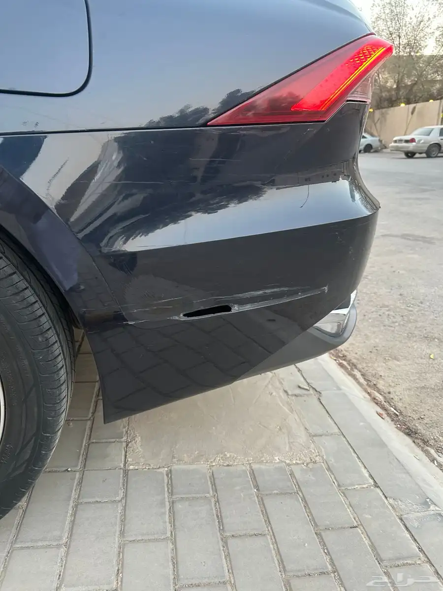 للبيع أزيرا 2022 20