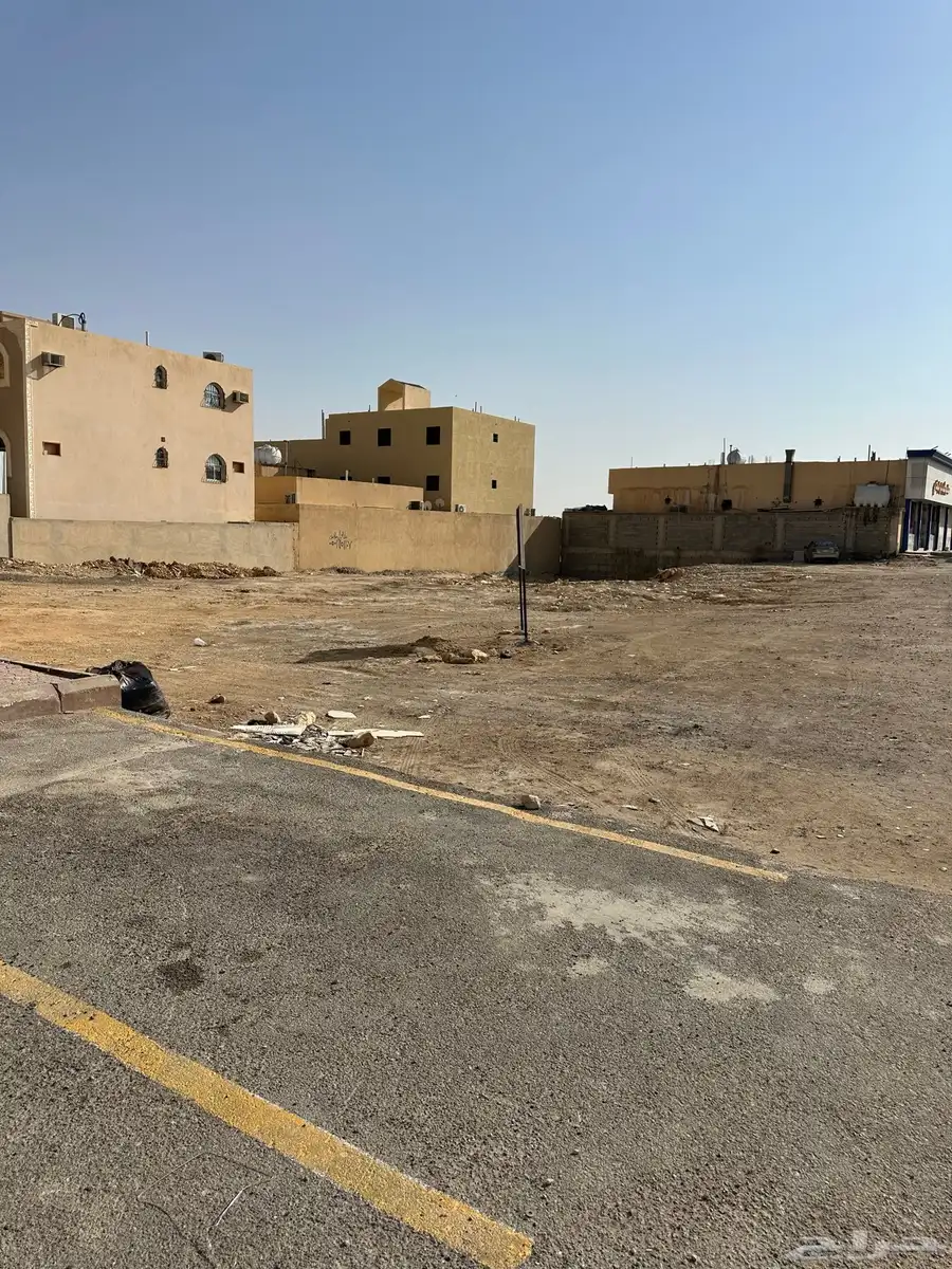 للإيجار   أرض تجارية مميزة في حي ظهرة لبن على طريق الطائف 7