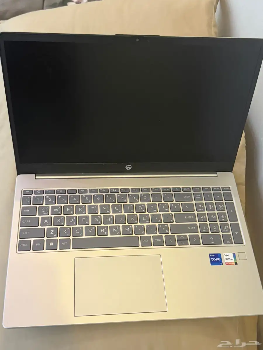 للبيع لابتوب HP شبه جديد 4