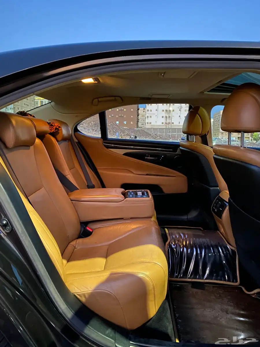 للبيع لكزس 2013 460 LS 10