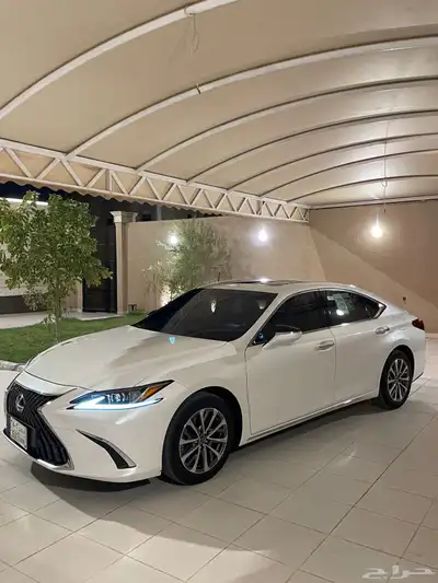 لكزس ES350 موديل 2024 1