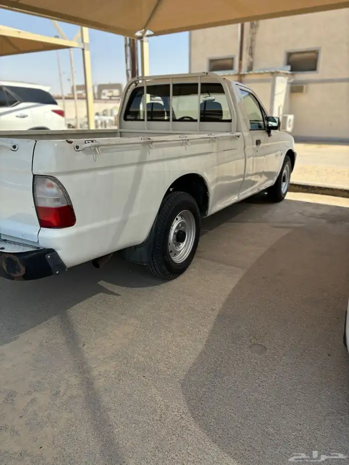 مستبيشي 2004 ممشى قليل 3