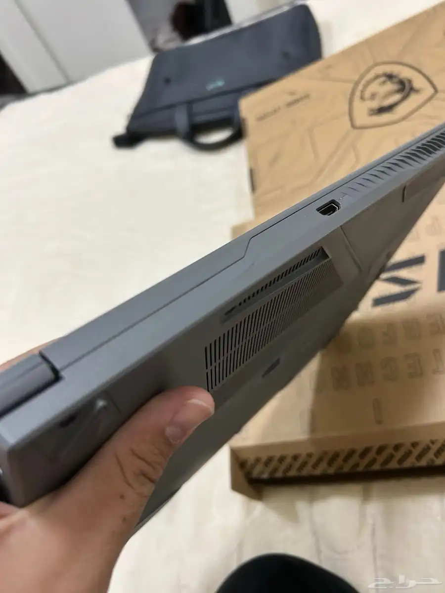 لاب توب جيمنج msi جديد 9