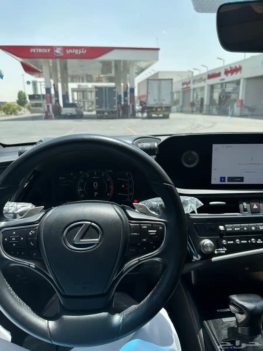 لكزس 250 4