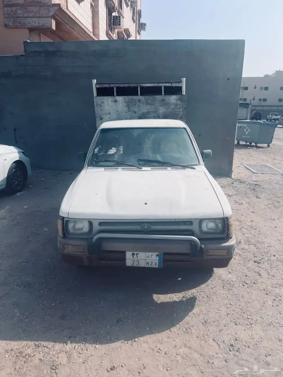 هايلوكس للبيع تشليح فقط 0
