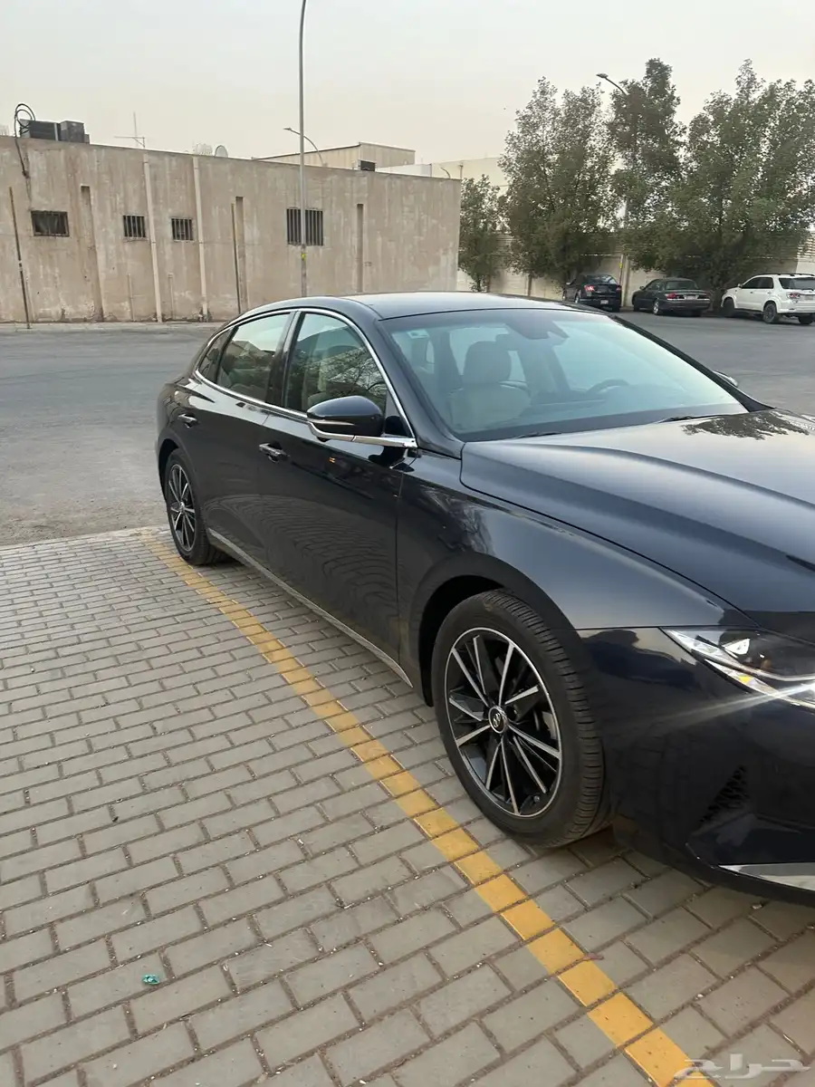 للبيع أزيرا 2022 4