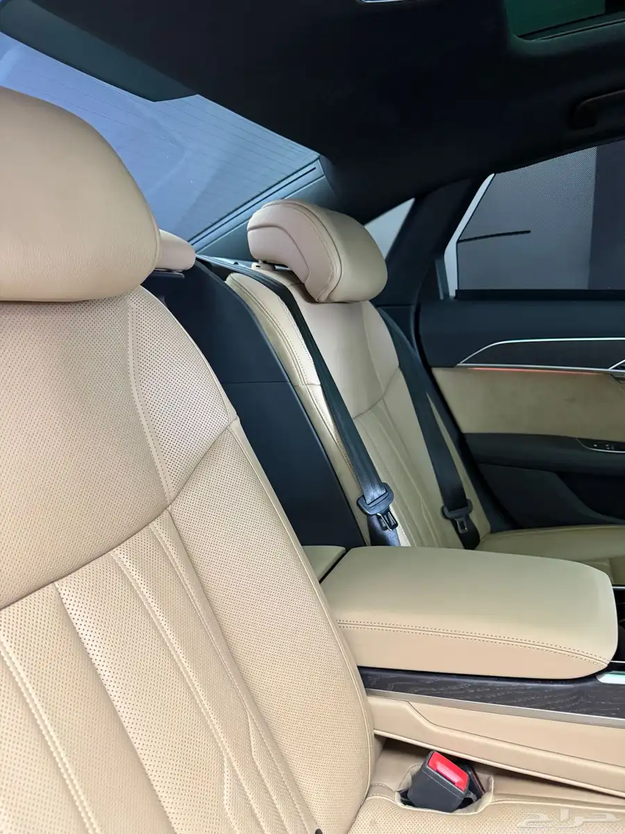Audi A8 2019 عداد قليل 12