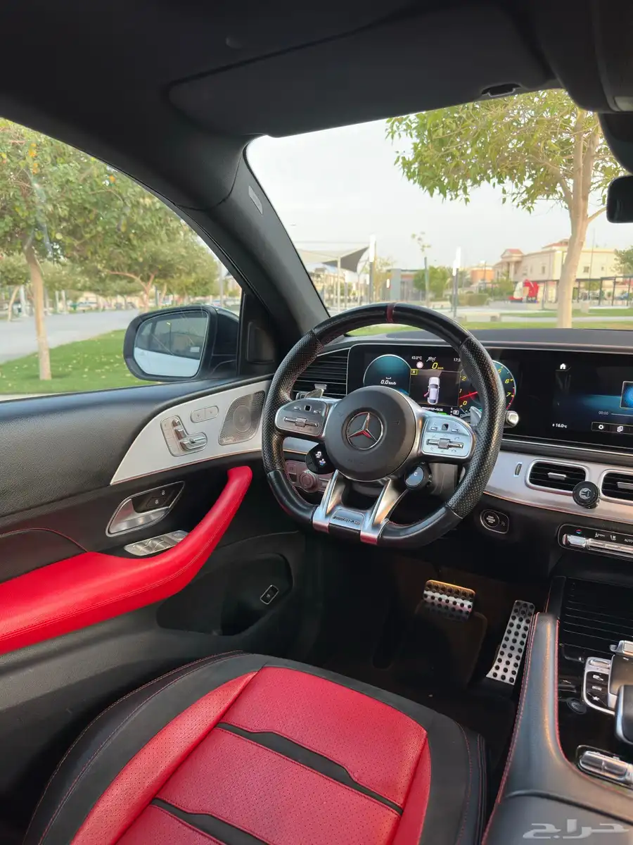 للبيع جيب مرسيدس GLE53 جي ال اي 53موديل 2022 17