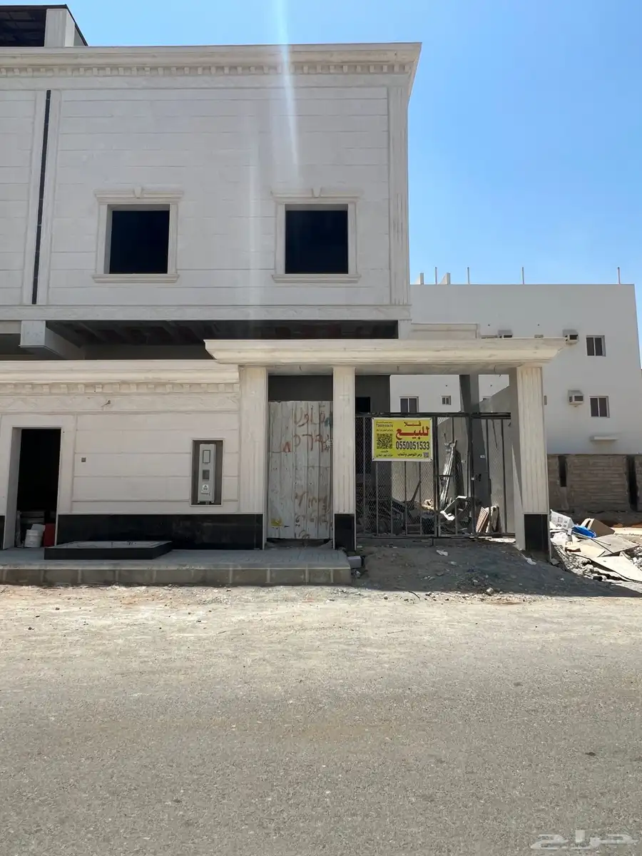 فيلا 225 م تحت التشطيب للبيع حي المنارات الفيروز شمال جدة 0