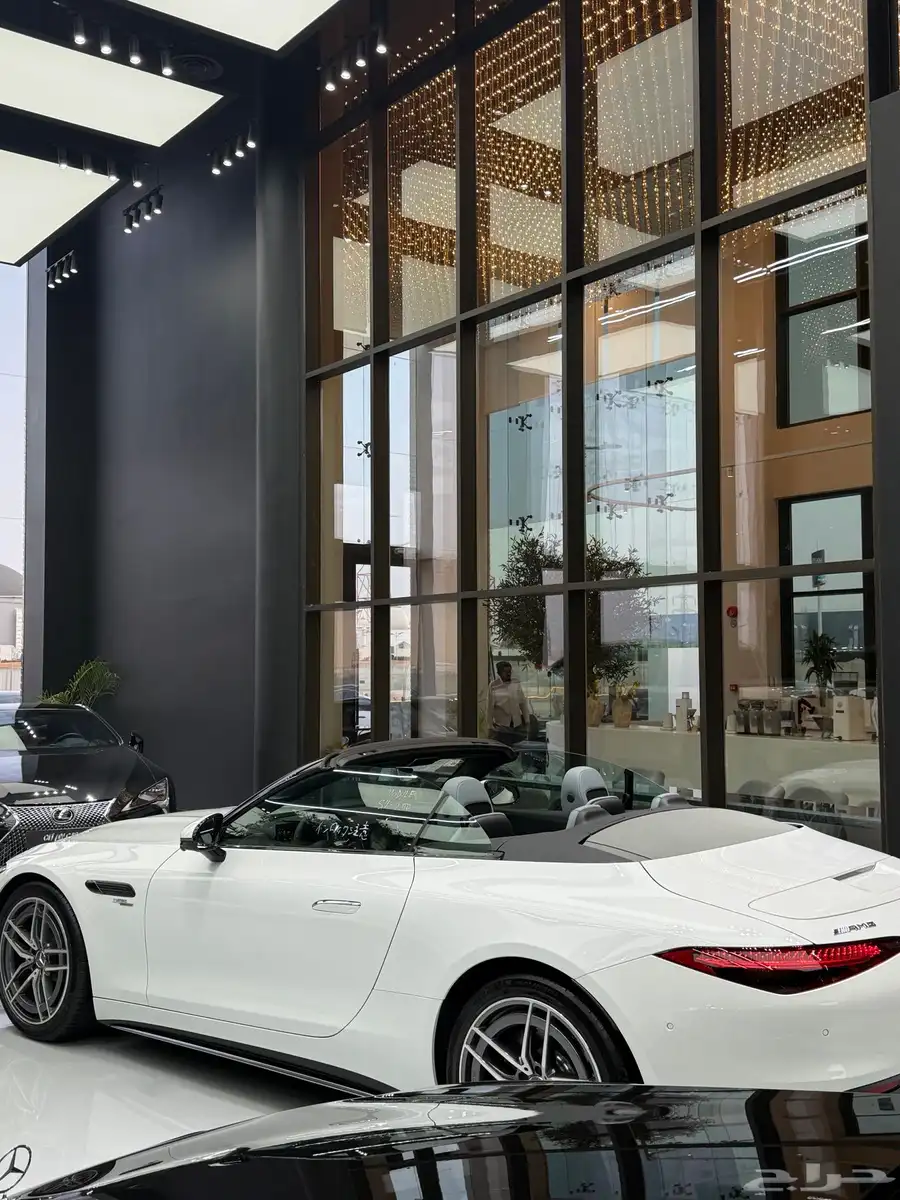 مرسيدس SL43 جديد بمواصفات خاصه2024 17