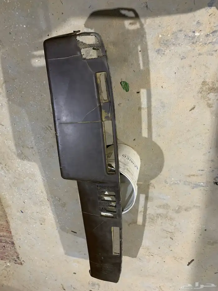 ديكور بيبان عنابي جمس. وقشر طبلون جمس لونه بني 2