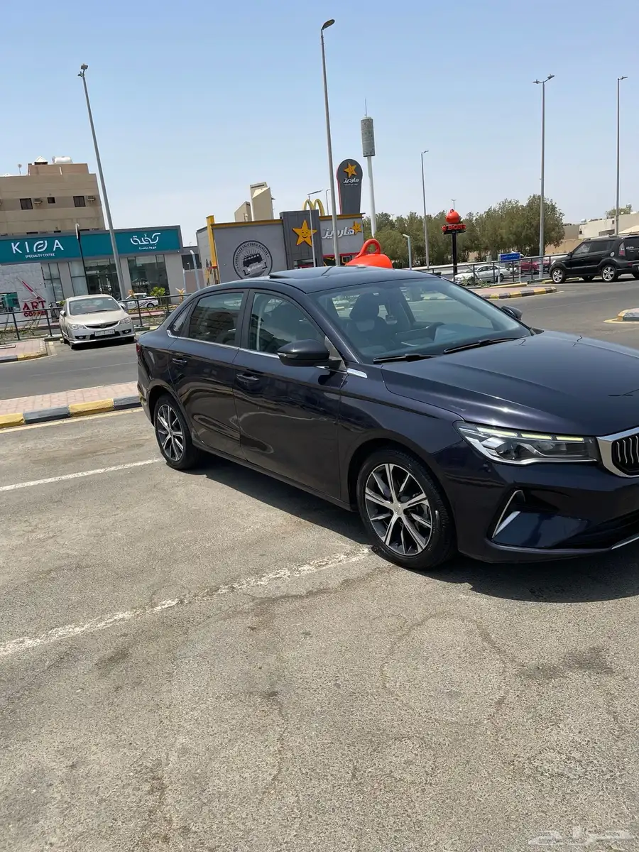 جيلي امجراند7 فل كامل 2023 أعلى فئة7 Geely Emgrand 40