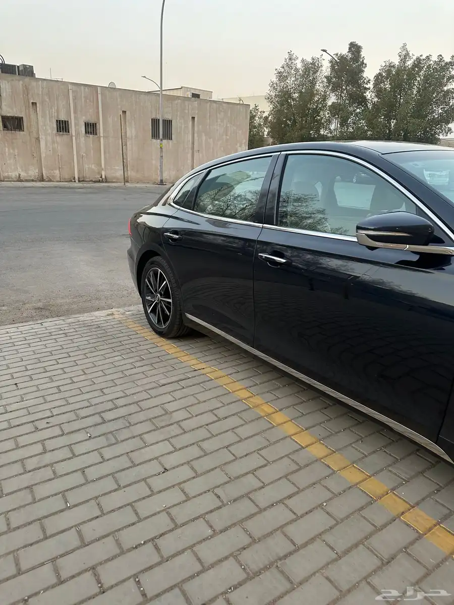 للبيع أزيرا 2022 5