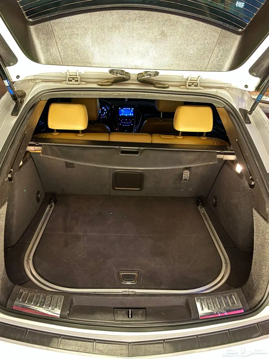 كاديلاك SRX4 - الجميح - نظيف 11