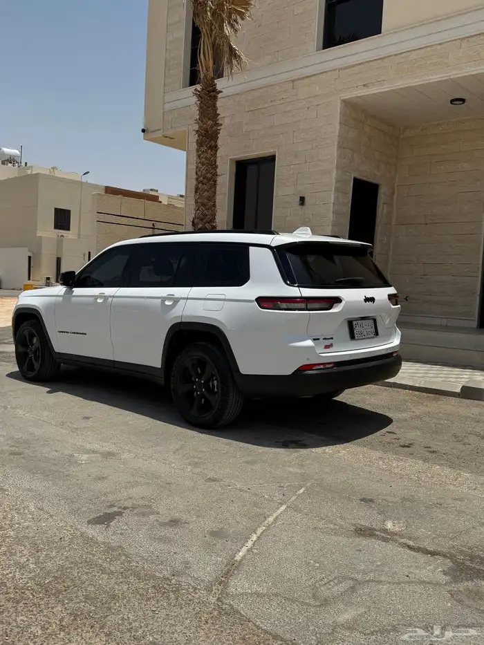 جراند شيروكي لاتيتيود 2022 4