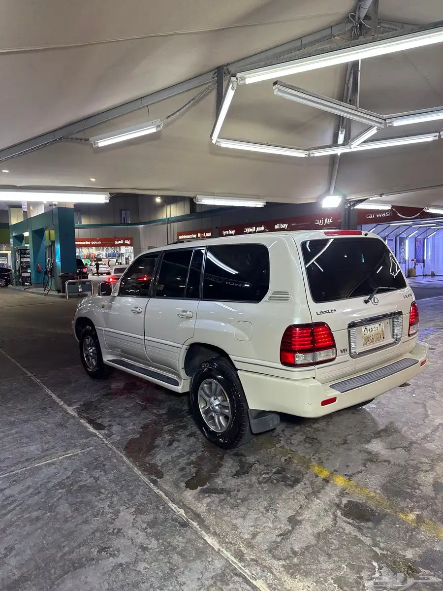جيب لكزس LX470 2006 8