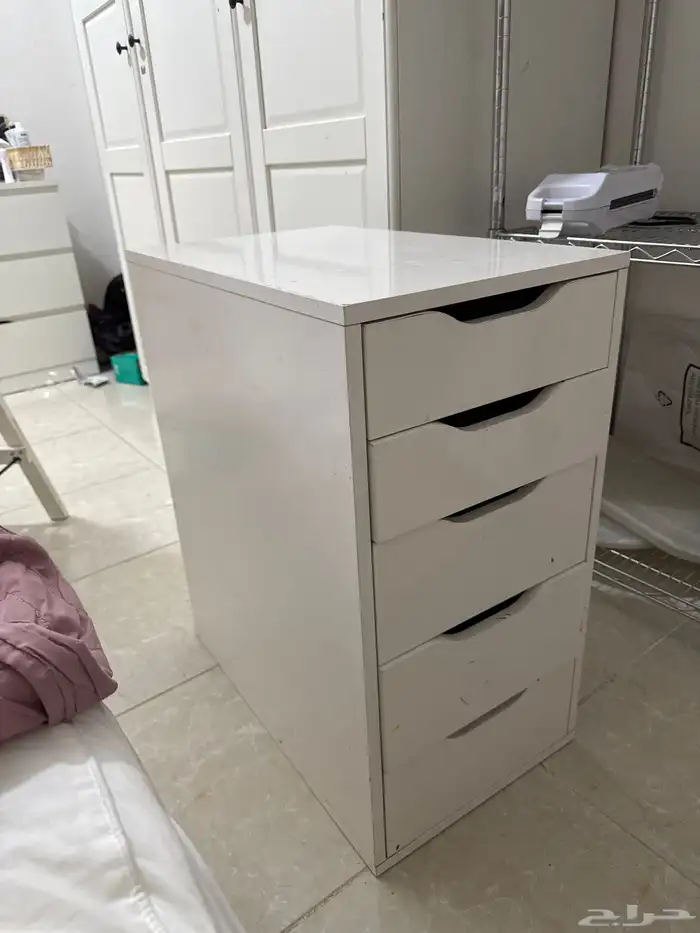 دولاب ايكيا 0