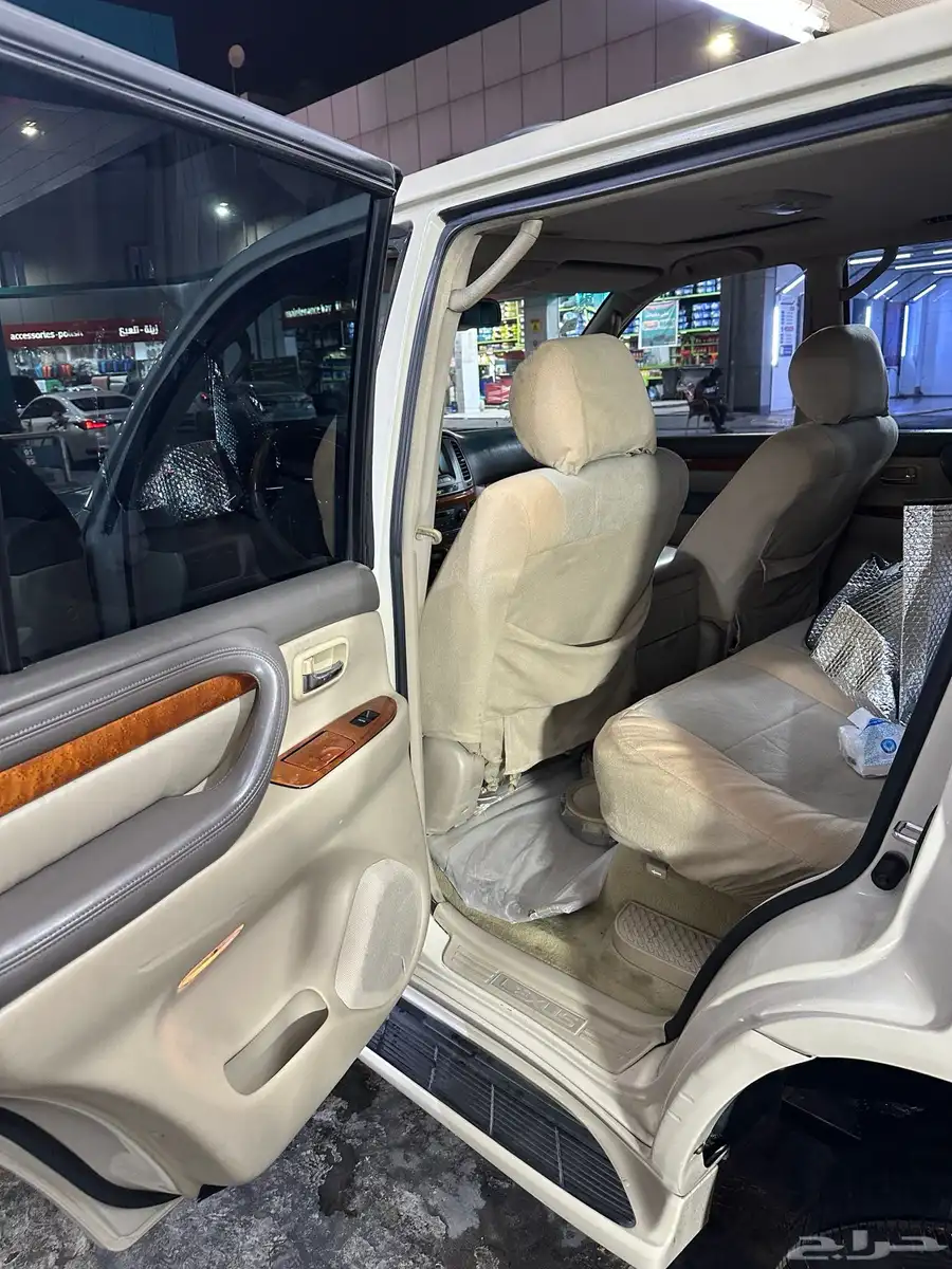 جيب لكزس LX470 2006 3