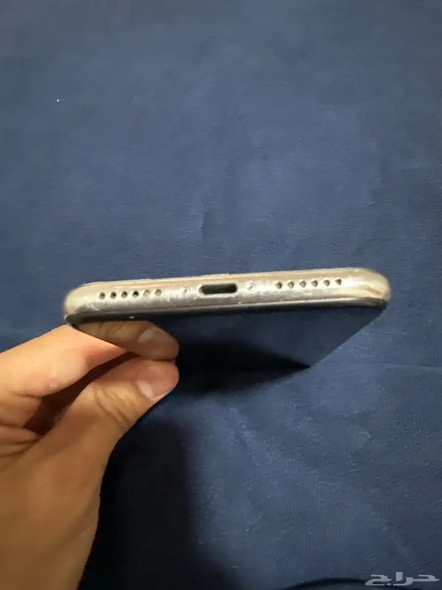 أيفون اكس يبي له بطارية والباقي شغال للبيع 2