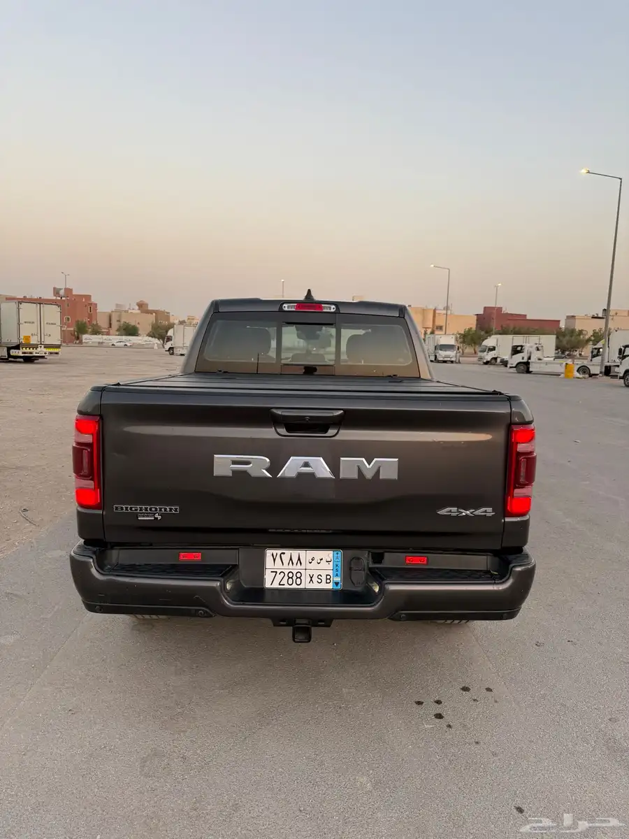 رام 1500 بيق هورن 2021 3