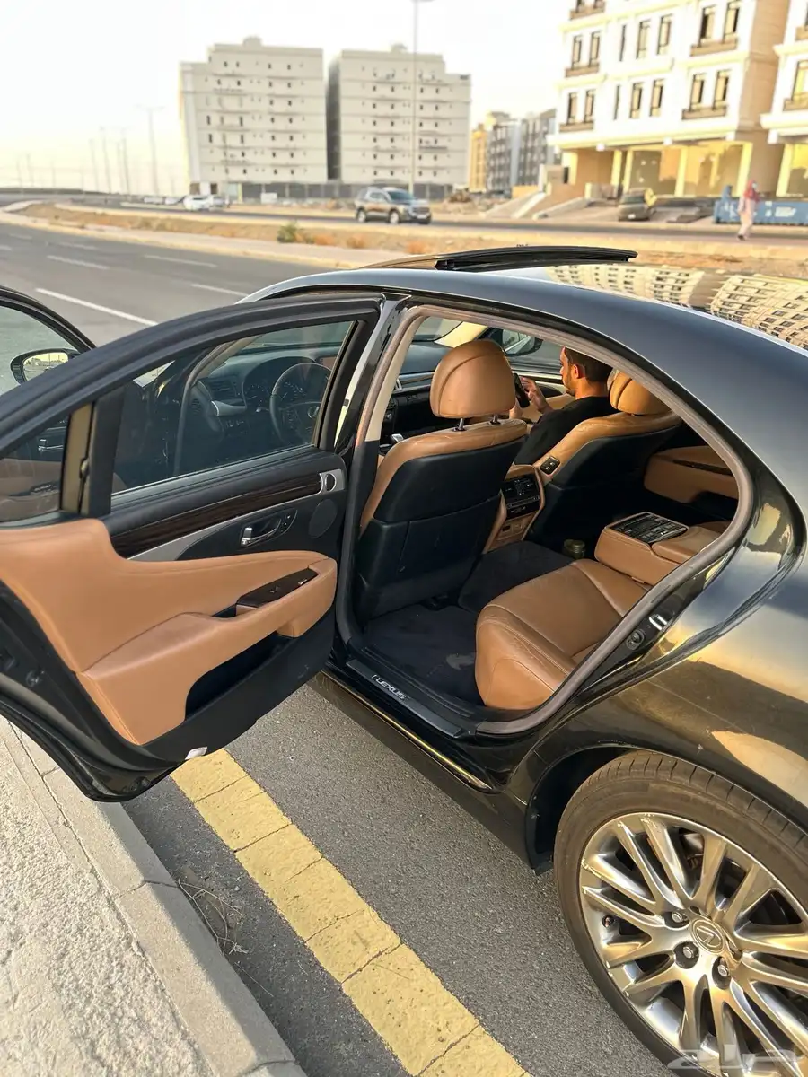 لكزس ال اس 460LS لارج 2013 10