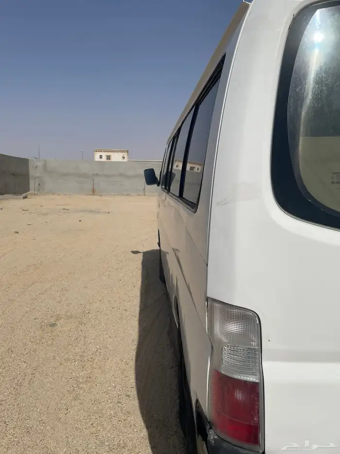 باص نيسان 2006 12