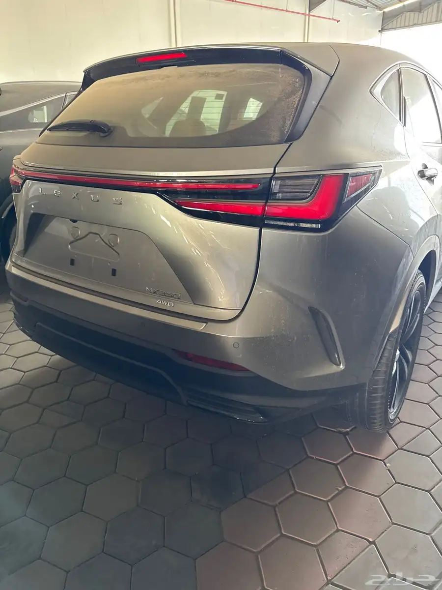 لكزس NX350AA موديل 2025 3