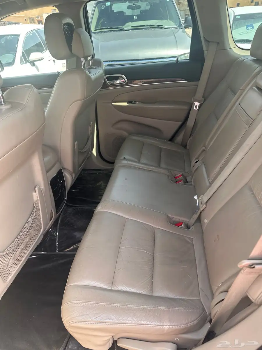 Jeep Grand Cherokee for sale in excellent condition 8