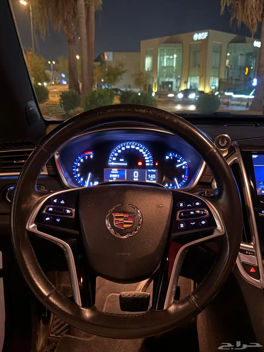 كاديلاك SRX4 - الجميح - نظيف 9