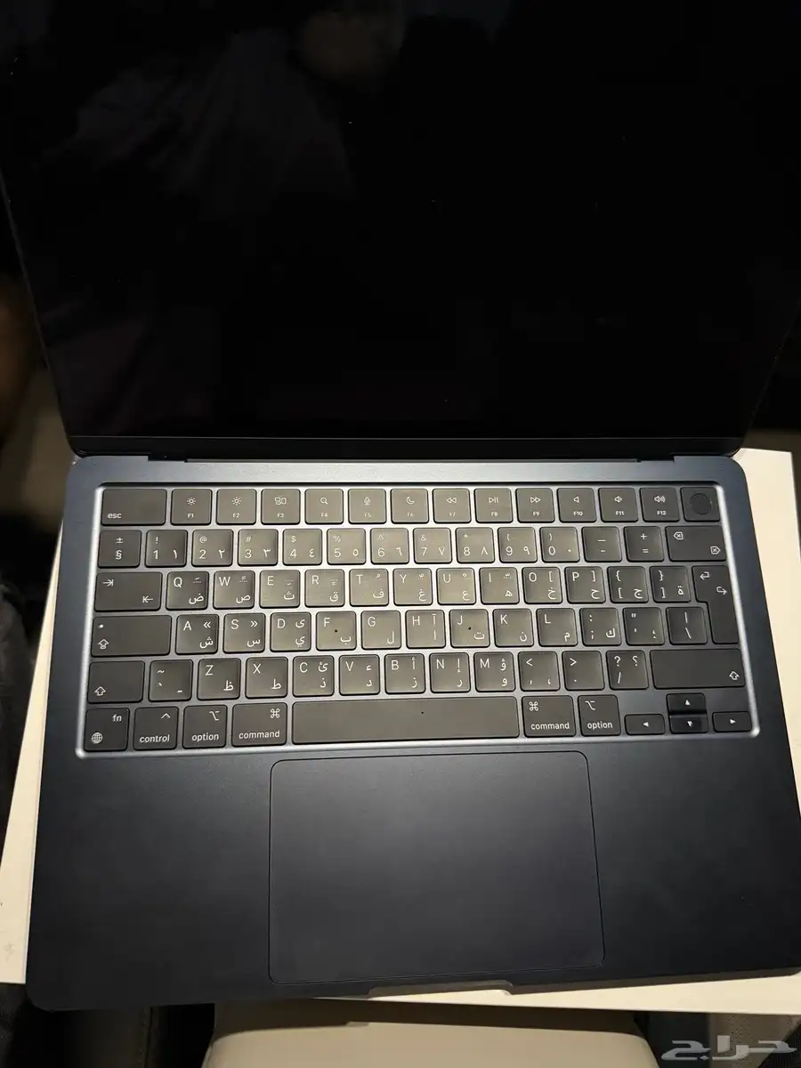 MacBook Air M2 16GB-RAM 256GB 2024 نظيف جدا 3