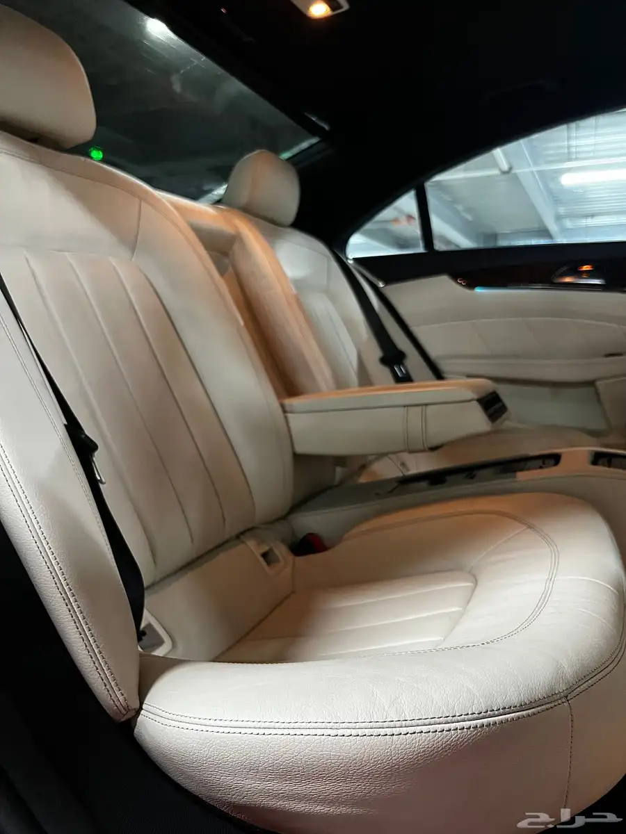 مرسيدس cls400 موديل 2016 27