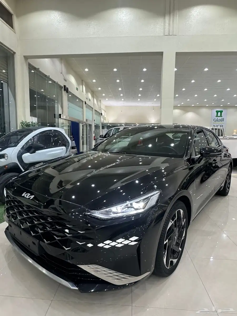 كيا K8 فل كامل 2022 بدون فتحه سقف 4 سليندر ممشي 80 الف 1