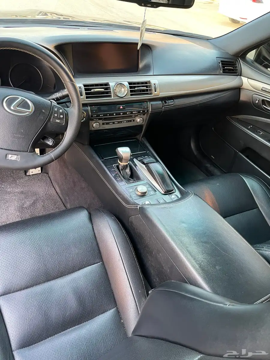 للبيع لكزس سعودي LS460 7
