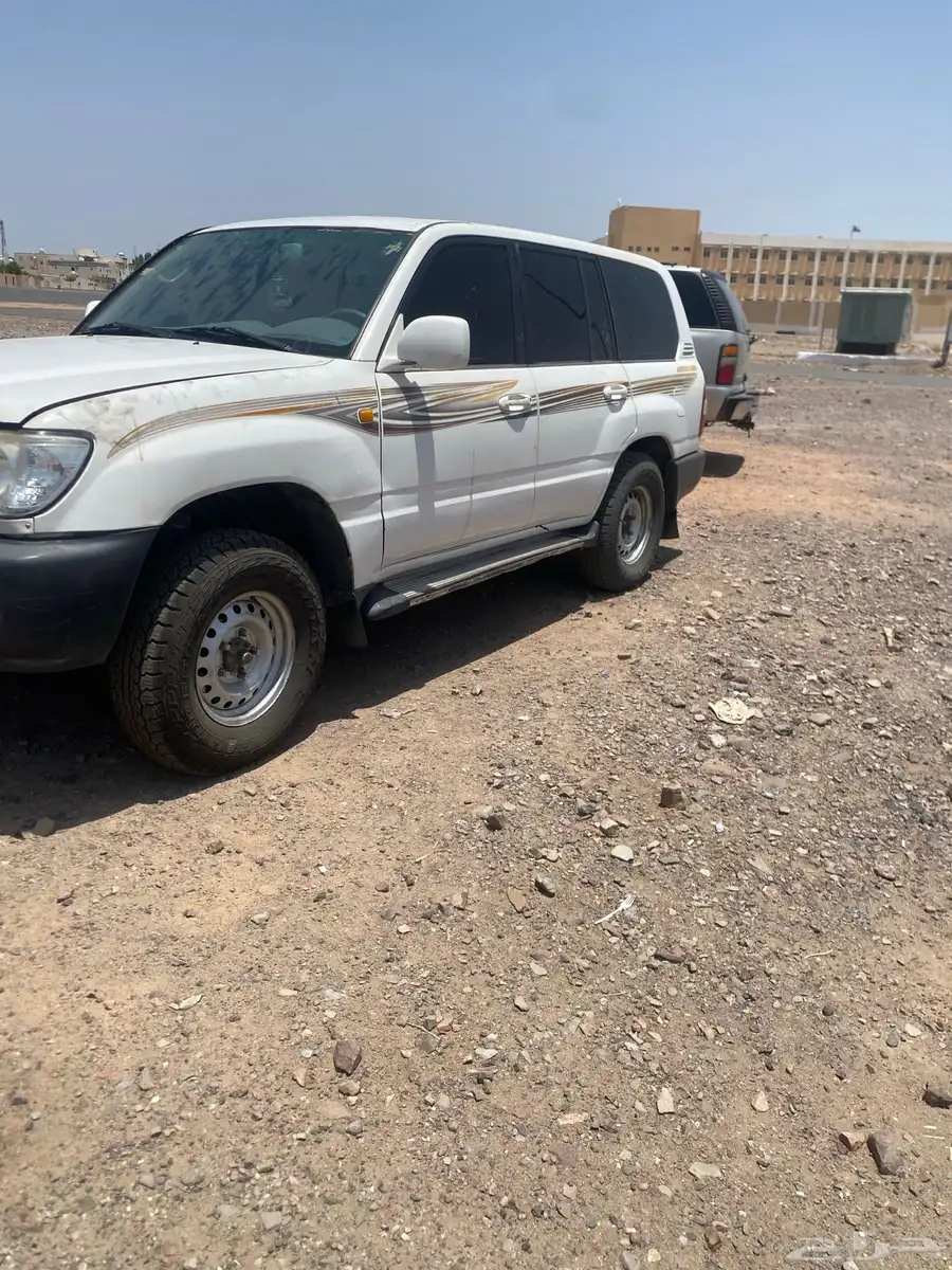 جيب لاندكروزر 2003 جي اكس ار 2