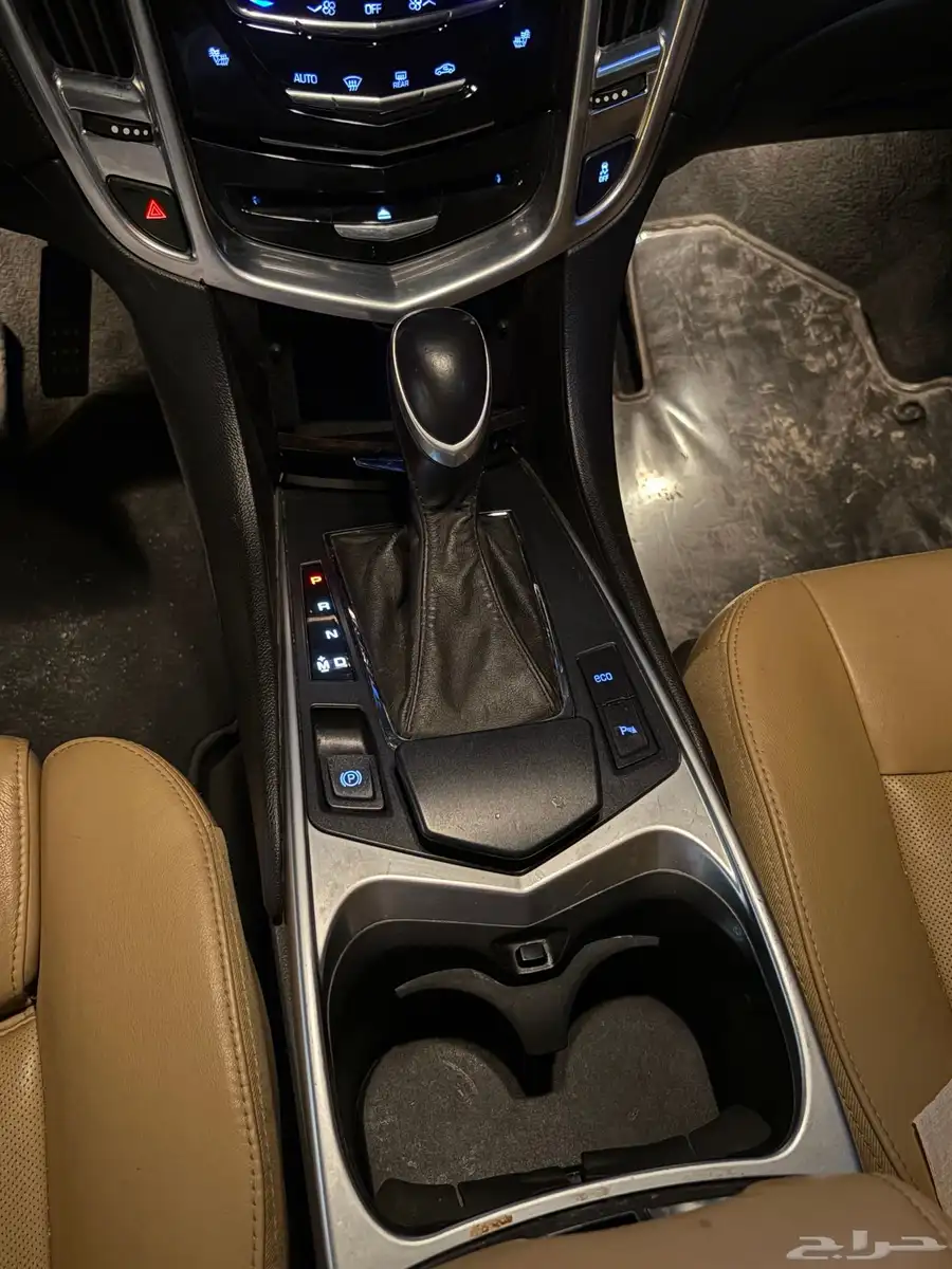 كاديلاك SRX4 - الجميح - نظيف 13