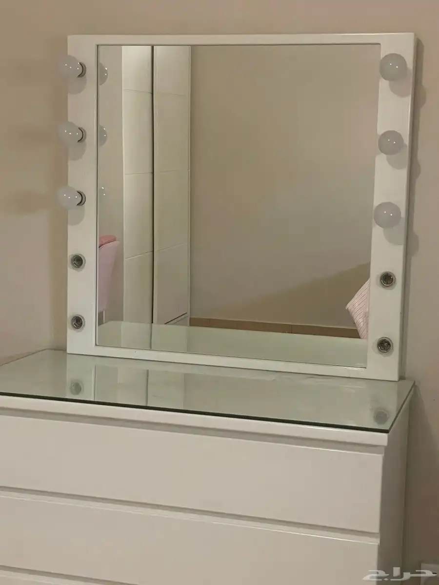 مراية تسريحة بإضاءة 0