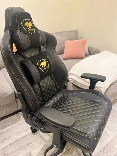 كرسي ألعاب Cougar Titan Pro Royal 0