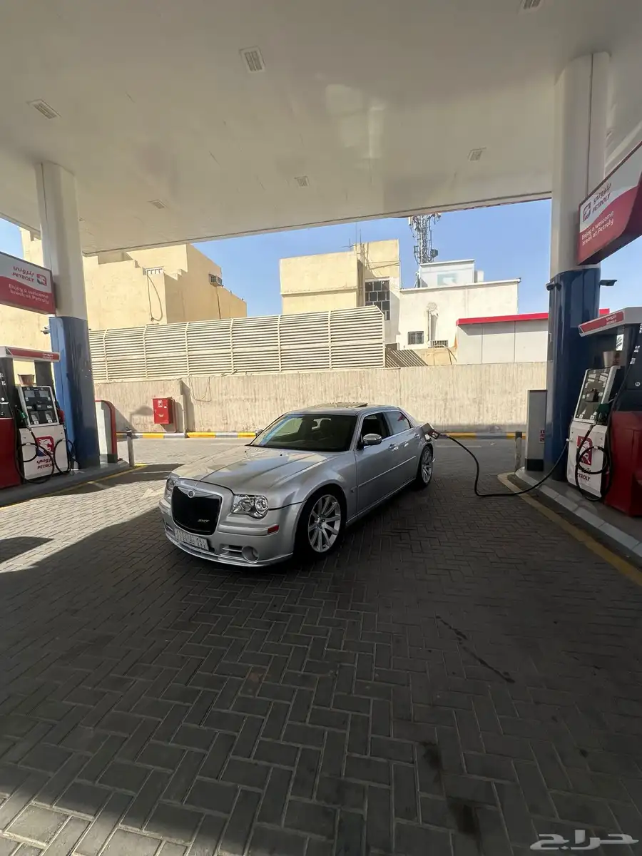 SRT للبيع 11