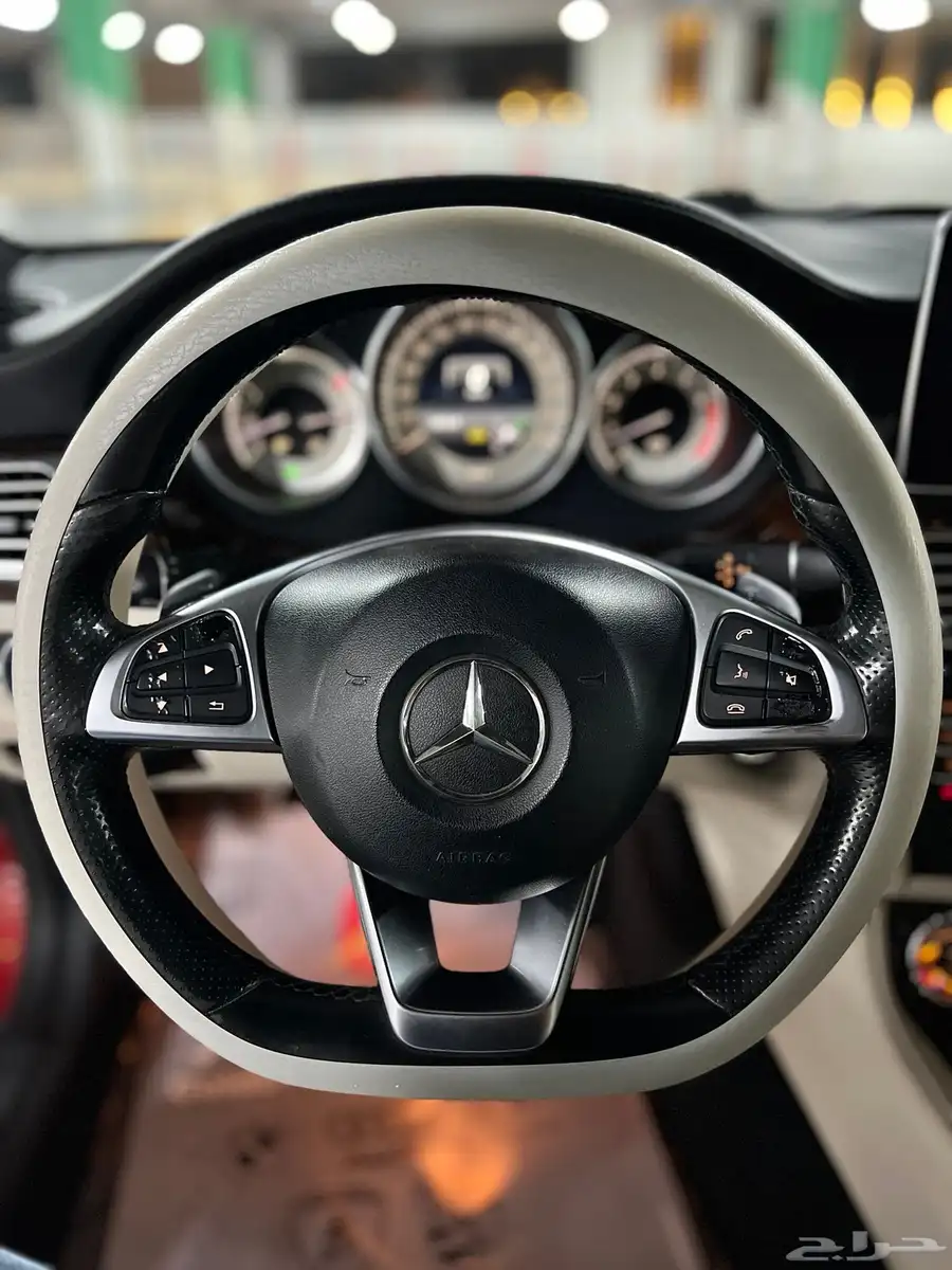 مرسيدس cls400 موديل 2016 33