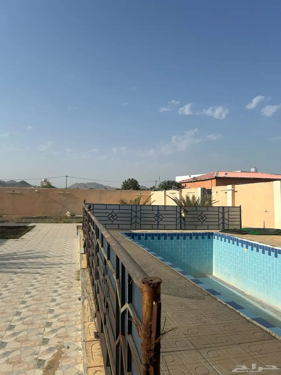 ارض بالجموم مساحة 539 واستراحة بملكان 12