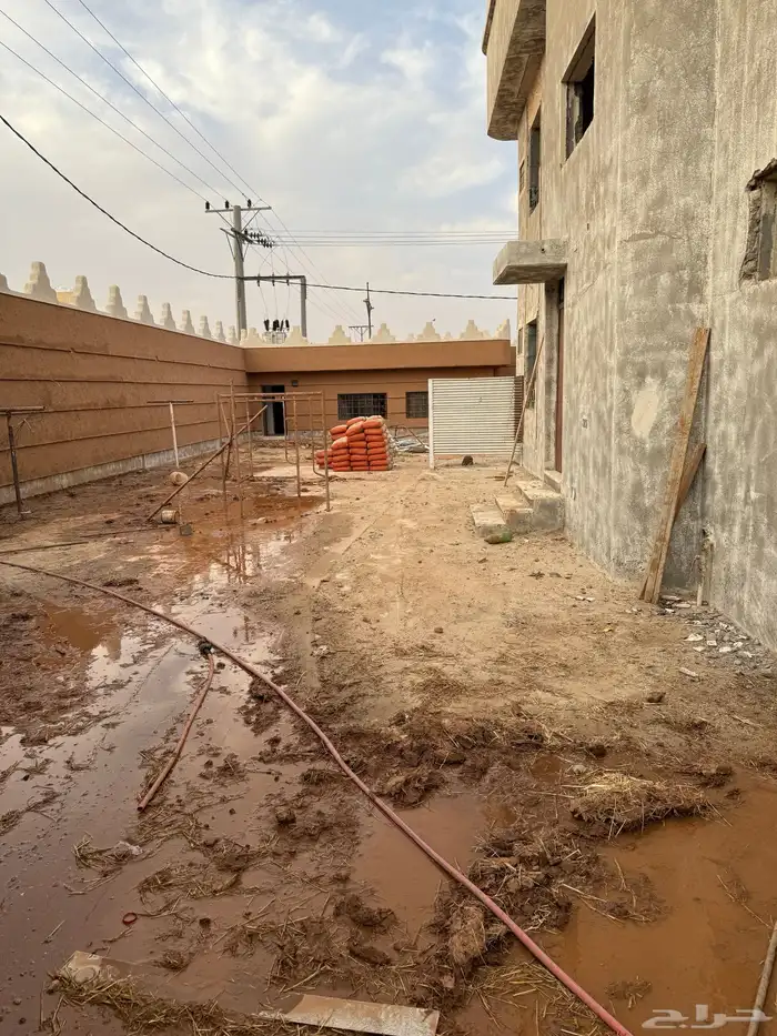 م أعمال تراث طين حجر 2