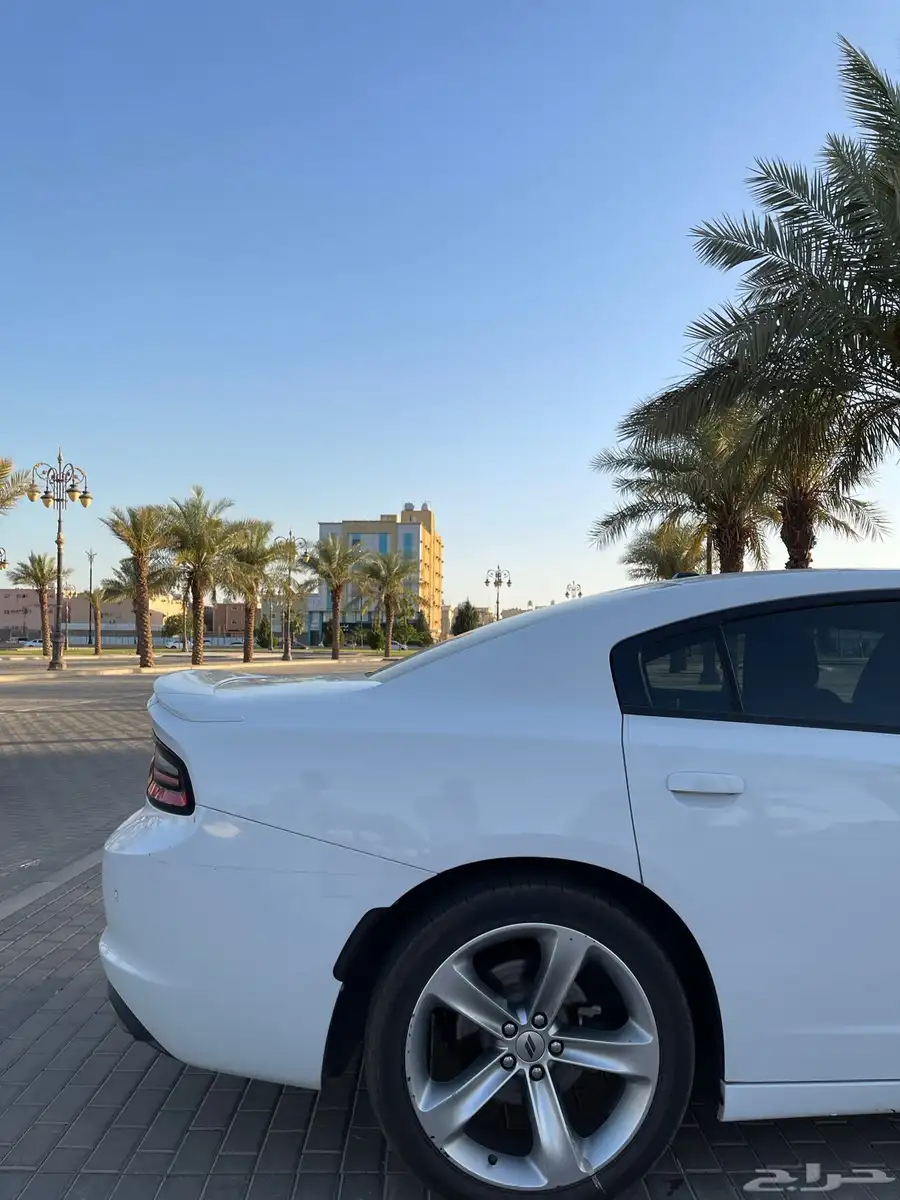 تشارجر 2018 R T 13