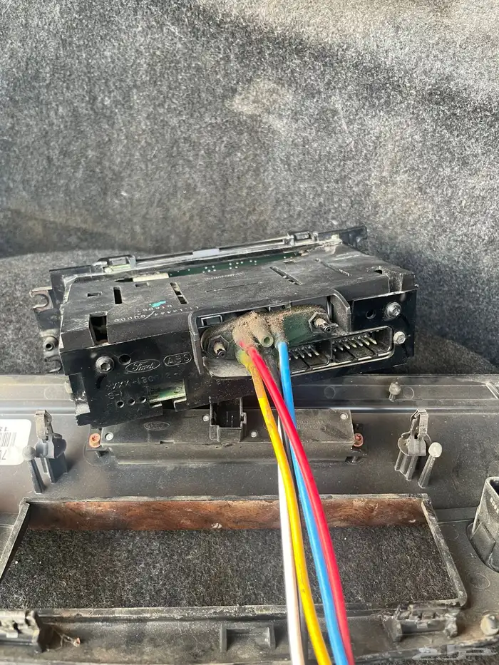 لوحة مكيف فورد معى الديكور فل كامل 1