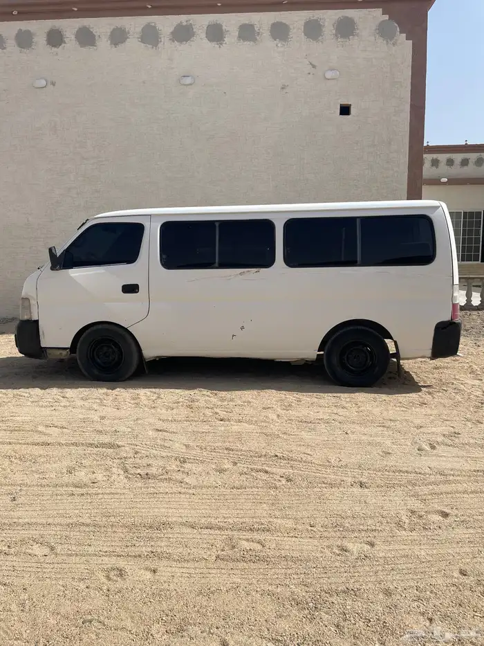 باص نيسان 2006 2