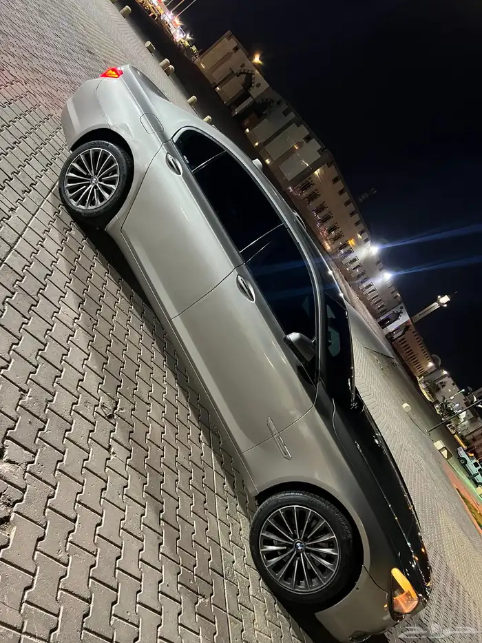 للبيع بي ام دبليو 730 1
